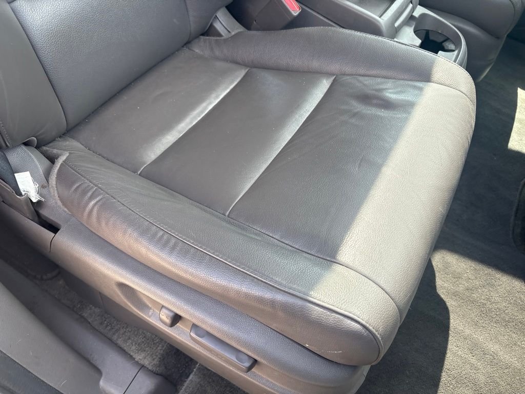 Used 2016 Gray Honda EX-L image 28
