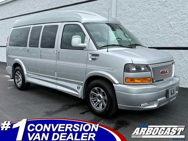 Pre-Owned 2023 GMC Conversion Van Explorer Limited SE RWD #U18581A