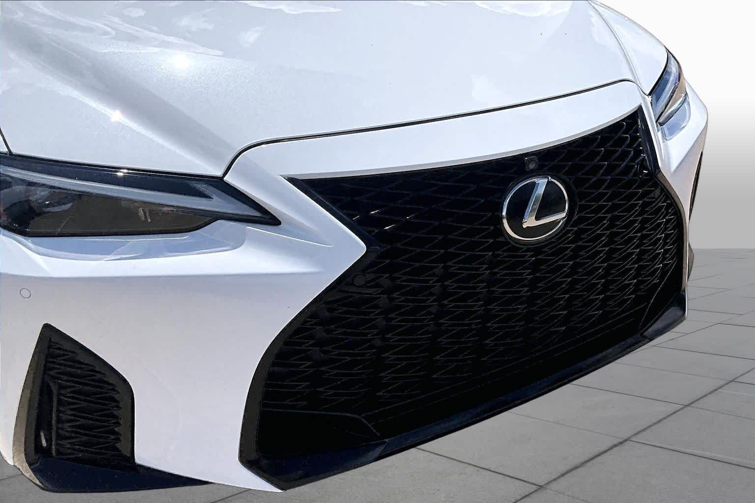 Used 2023 Ultra White Lexus F SPORT image 30