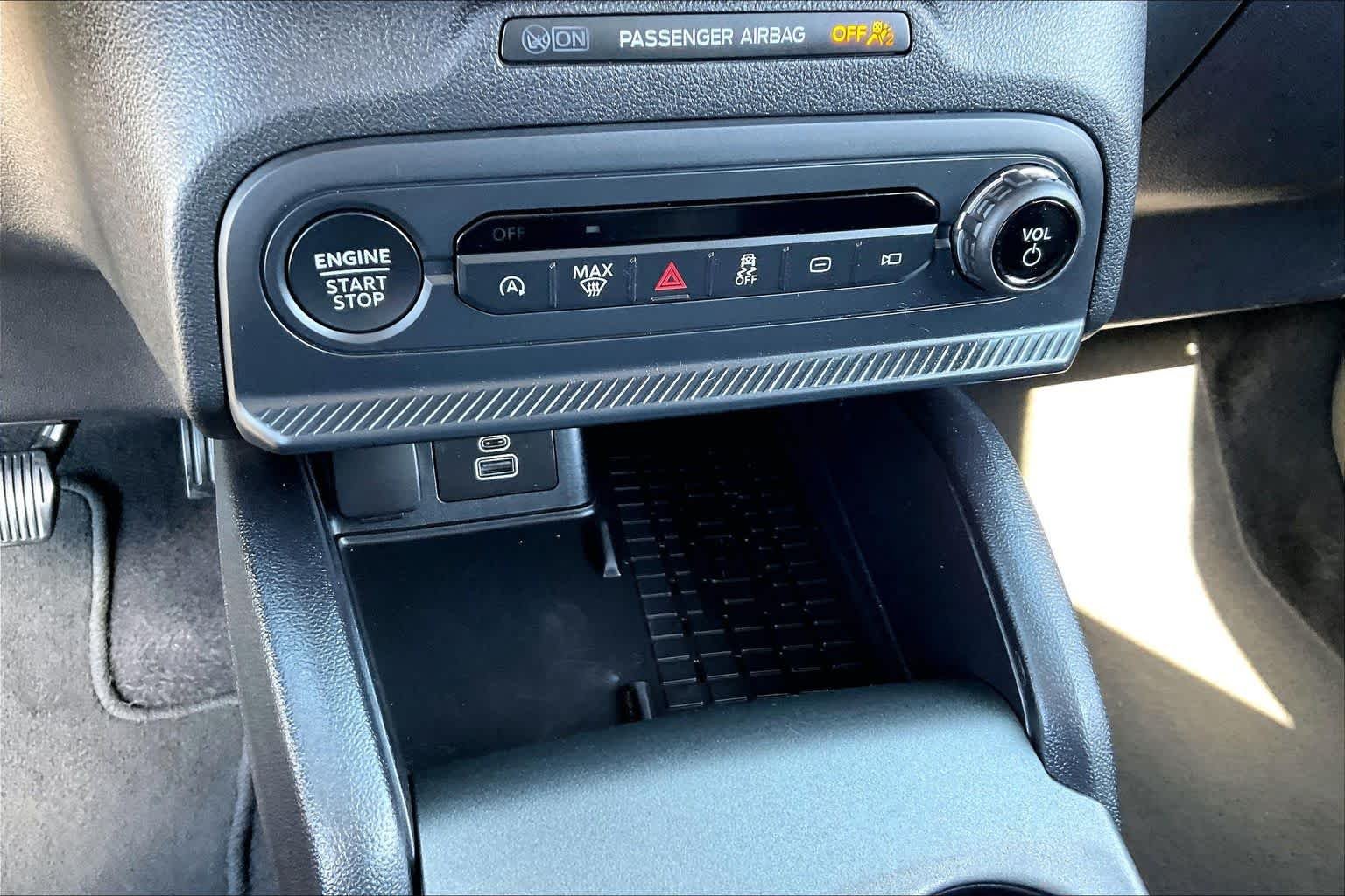 Used 2025 Gray Ford Big Bend image 31