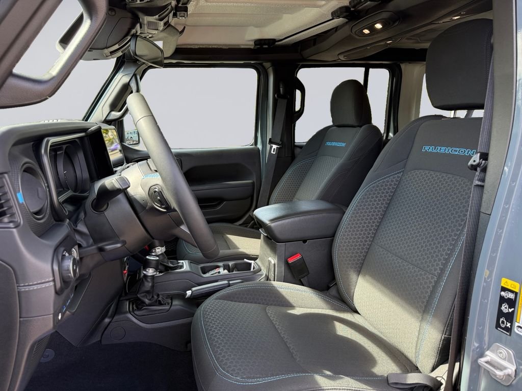 Used 2025 Gray Jeep Rubicon 4xe image 11