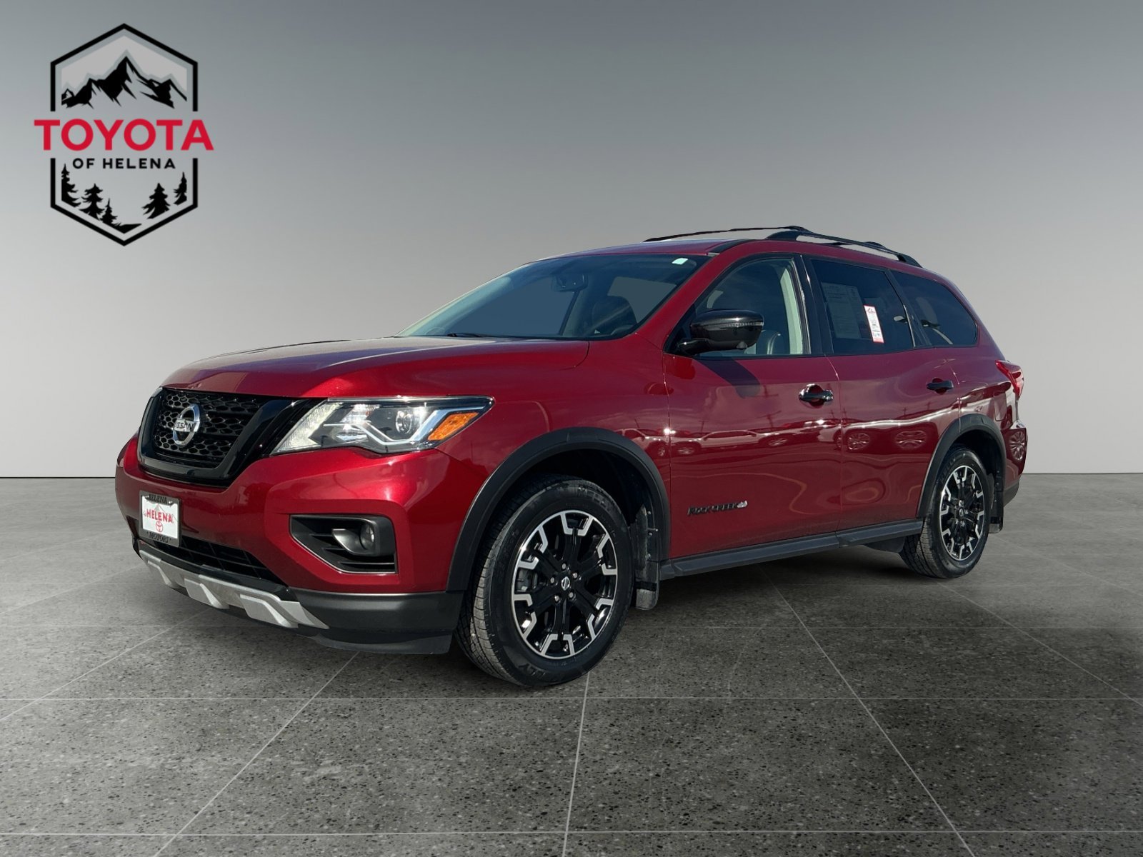 2020 Nissan Pathfinder SL