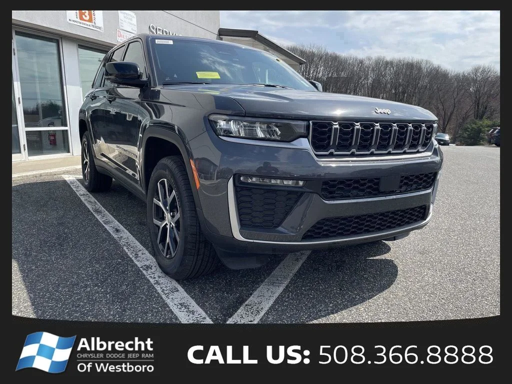 New 2026 Baltic Gray Metallic Clear-Coat Exterior Paint Jeep Limited image 7