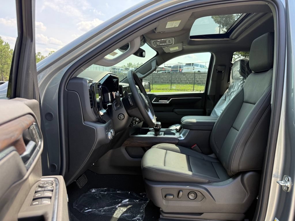 2026 GMC Sierra 1500 SLT - Photo 20