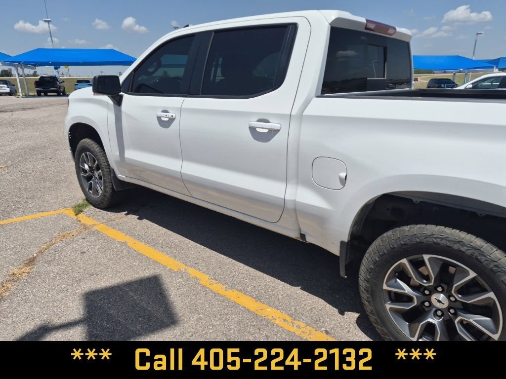 Used 2024 Summit White Chevrolet RST image 6