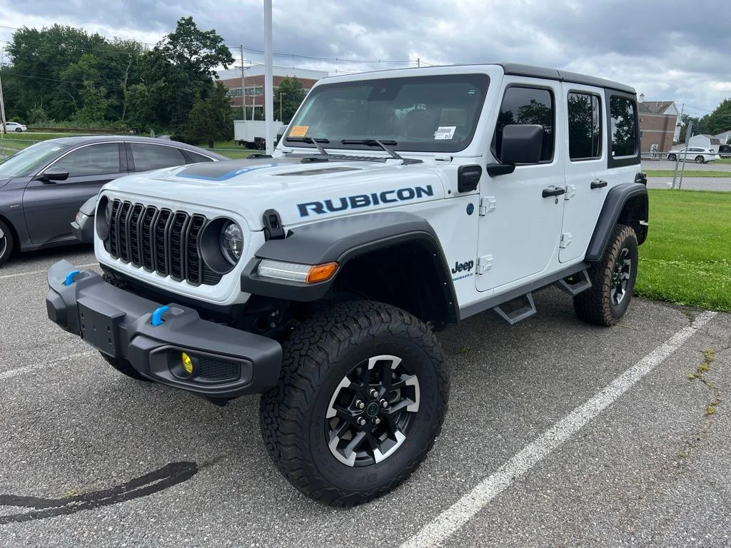 Used 2024 White Jeep Rubicon 4xe image 2