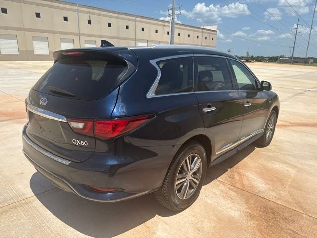 Used 2020 Blue INFINITI LUXE image 4