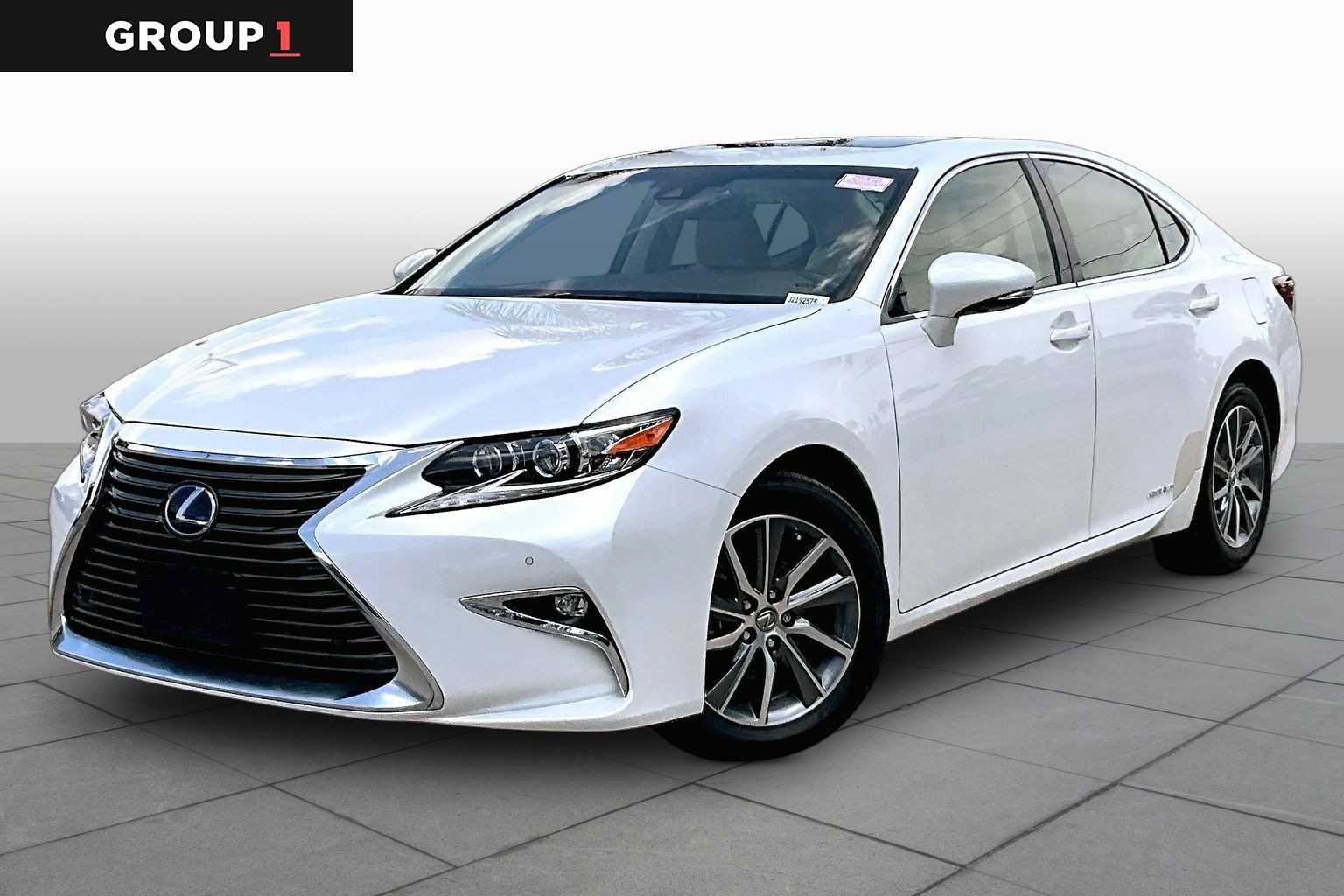 2018 Lexus ES 300h 