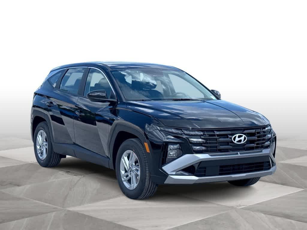 New 2026 Phantom Black Hyundai SE FWD image 2