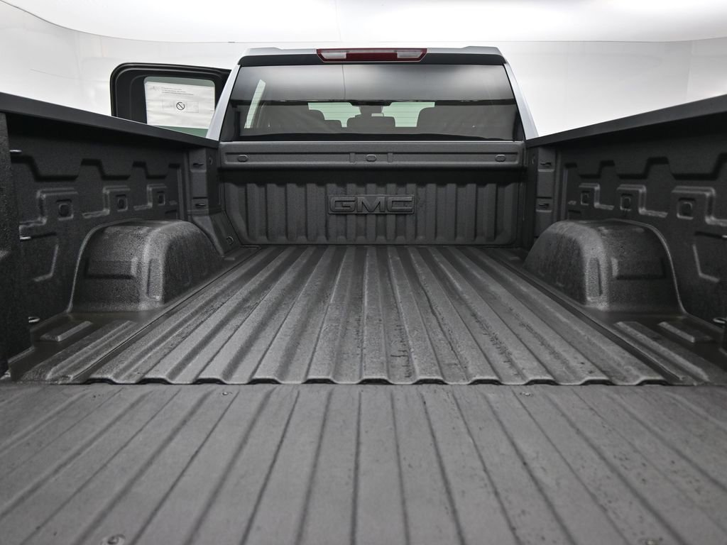 New 2026 Sterling Metallic GMC Elevation image 21