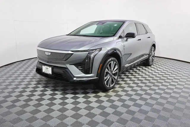2026 Cadillac OPTIQ Premium Luxury