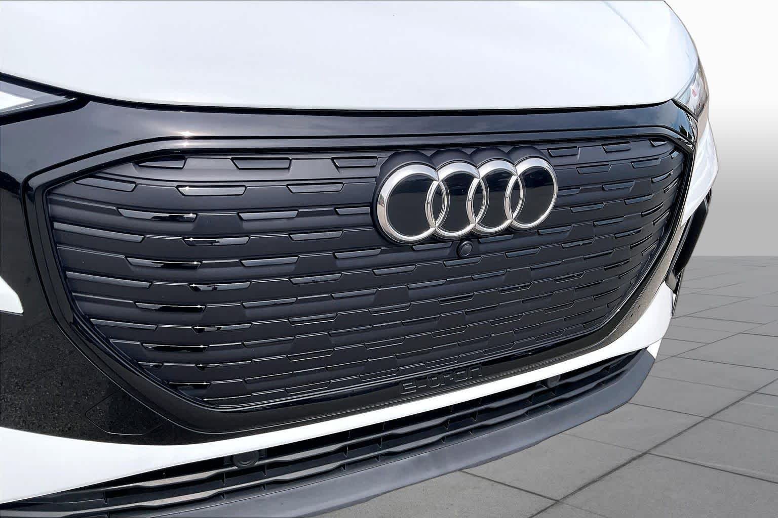 Used 2024 Glacier White Metallic Audi Premium Plus image 29