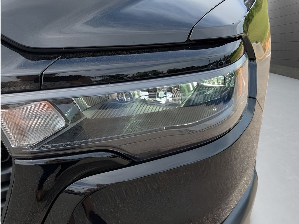 New 2026 Diamond Black Crystal Pearl-Coat Exterior Paint RAM Warlock Hemi 4x4 Crew Cab image 12