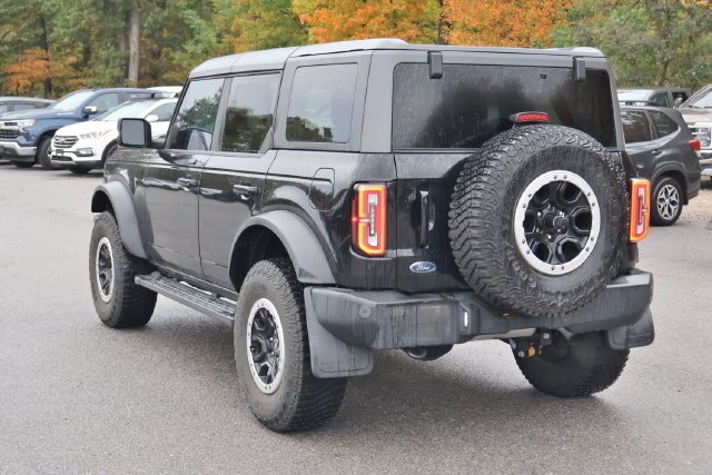 Used 2022 Black Ford Outer Banks image 6
