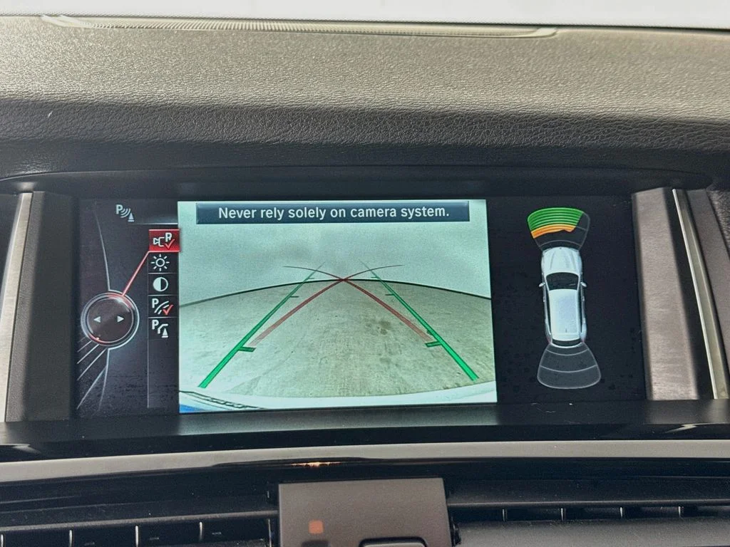 Used 2016 Alpine White BMW xDrive28i image 17