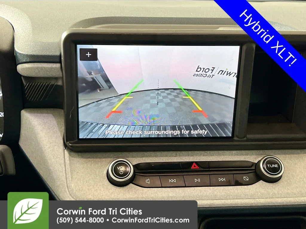 Used 2024 Blue Ford XLT image 19
