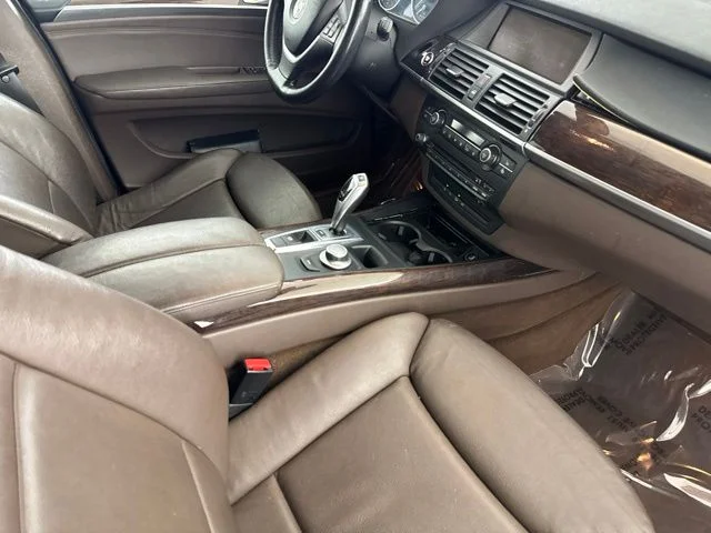 Used 2007  BMW 4.8i image 21