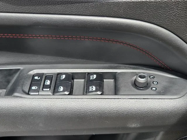Used 2024 Black Jeep Trailhawk image 30