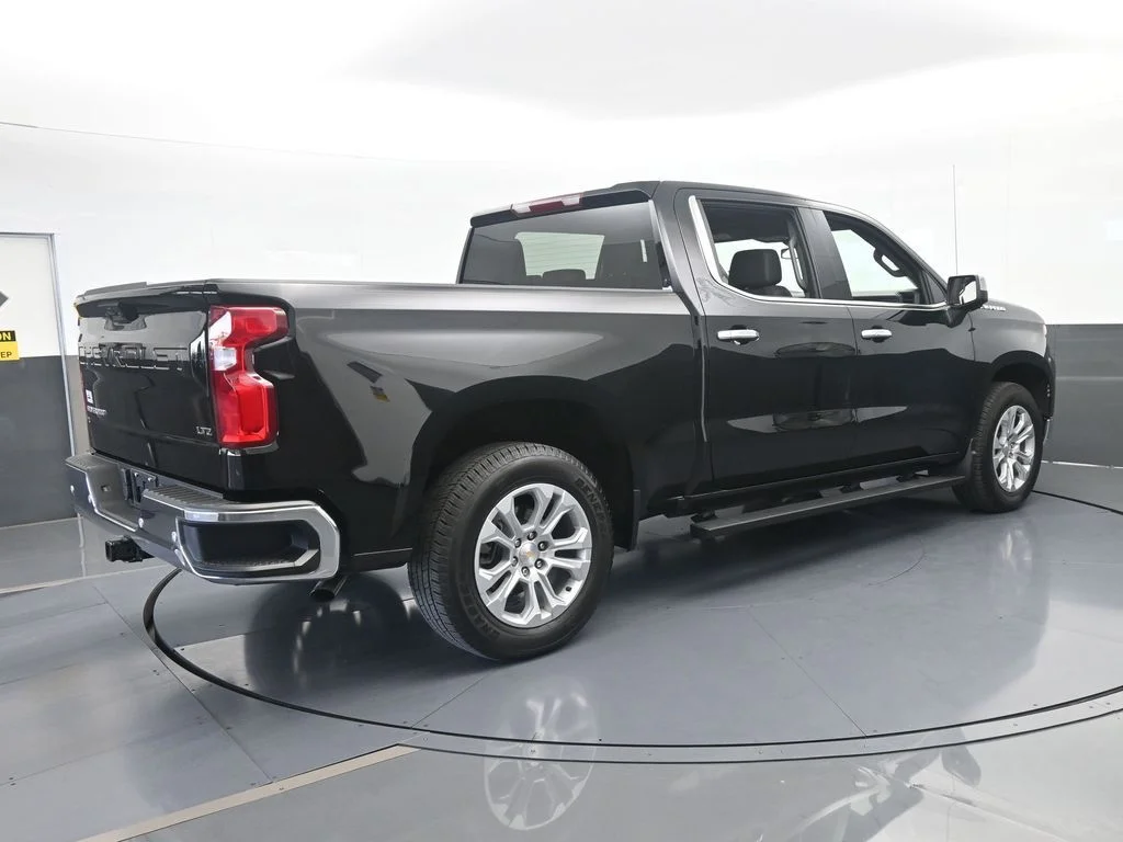 Used 2026 Black Chevrolet LTZ image 6