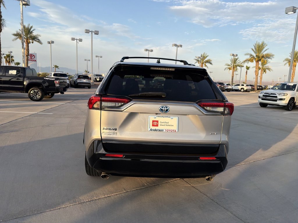 2021 Toyota RAV4 XSE - Photo 6