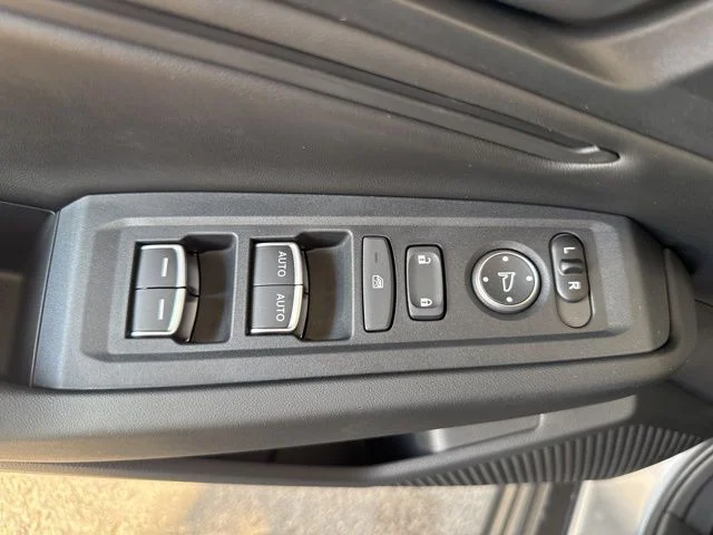 2025 Honda Accord SE - Photo 23