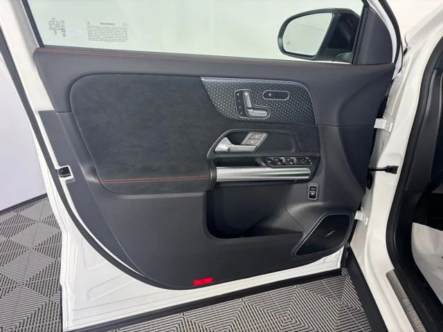 New 2026 Polar White Mercedes-Benz GLA 250 image 15