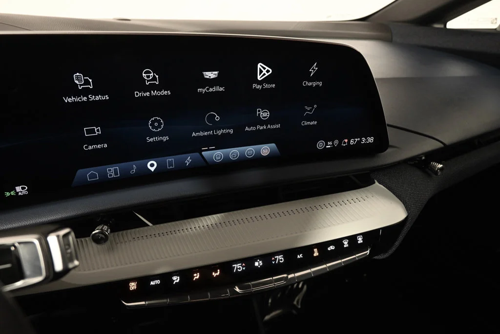 2026 Cadillac OPTIQ Premium Luxury - Photo 27
