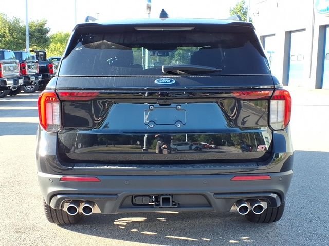 New 2026 Agate Black Metallic Ford ST image 5