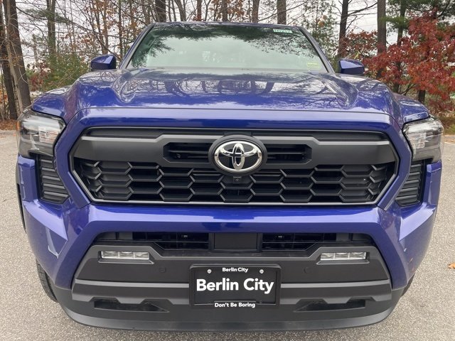 2025 Toyota Tacoma TRD Off-Road Double Cab photo 2
