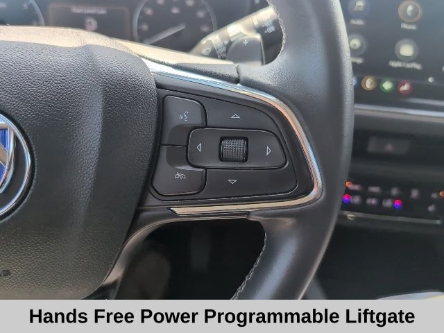 Used 2022 Summit White Buick Preferred image 8