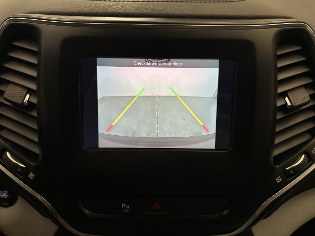Used 2020 Blue Jeep Latitude Plus image 26