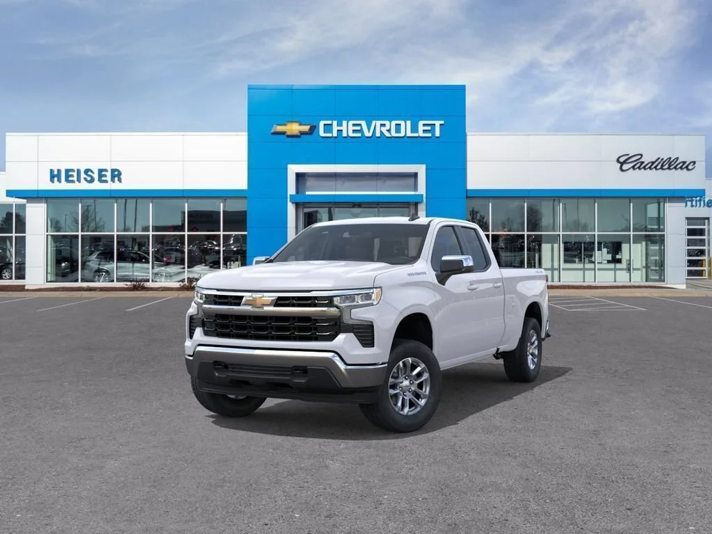 New 2026 Summit White Chevrolet LT (2FL) image 8