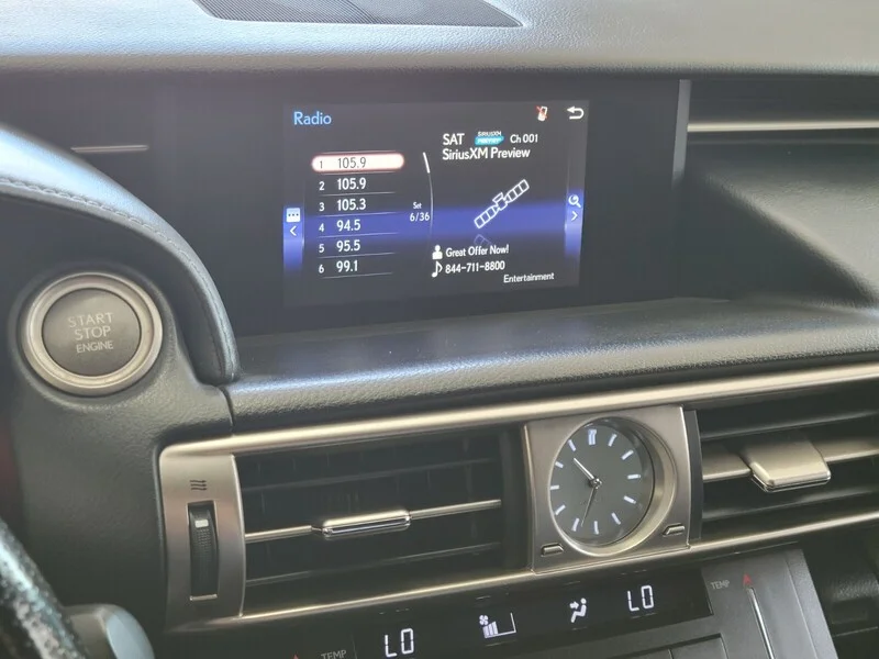 Used 2016 Ultra White LEXUS 4DR SDN image 21