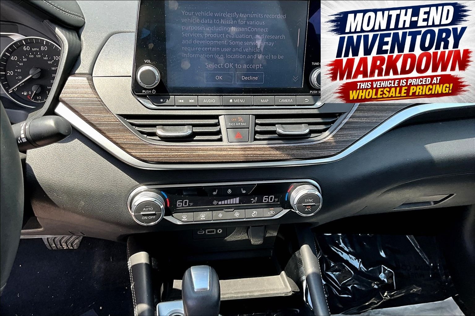 Used 2022 Red Nissan 2.5 SL image 17