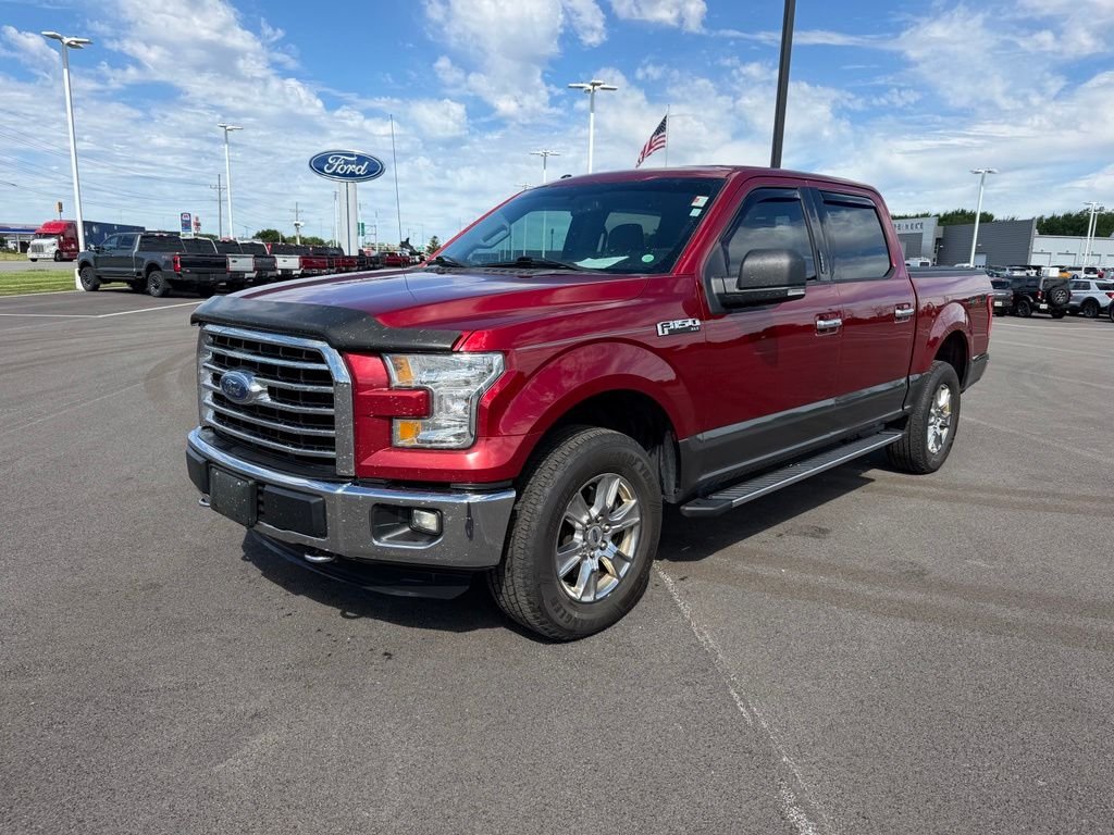 Used 2015  Ford XLT image 1