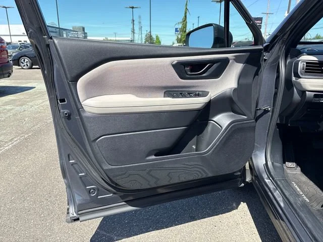 Used 2025 Magnetite Gray Metallic Subaru Base image 15