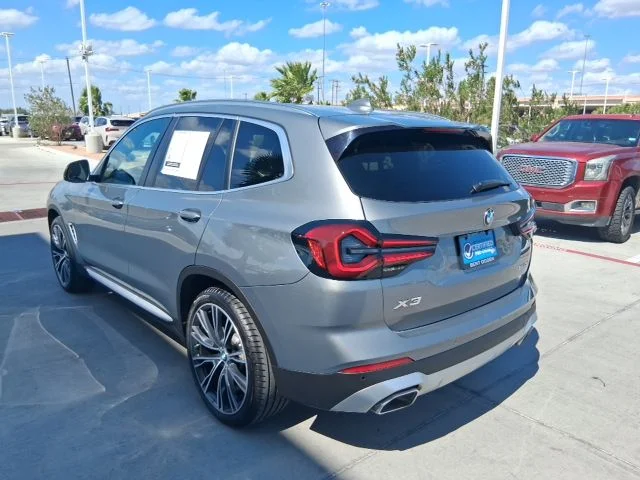 Used 2023 Gray BMW sDrive30i image 4