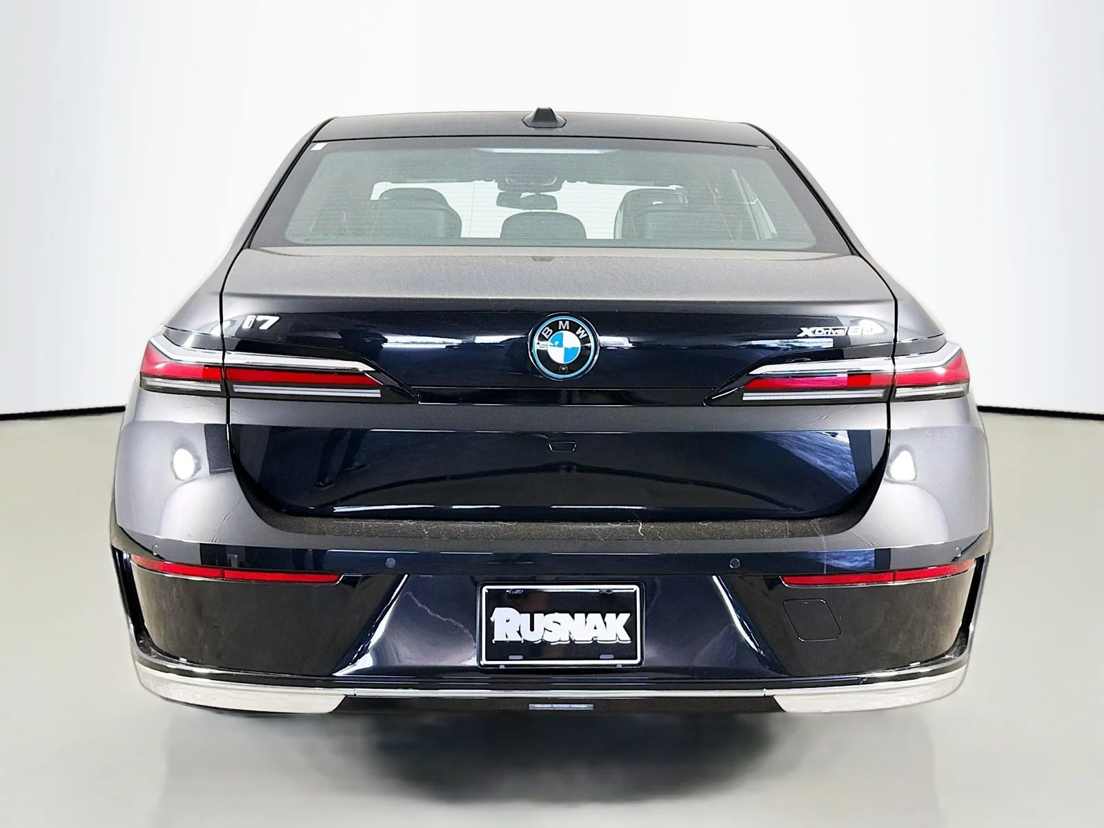 New 2026 Black Sapphire Metallic BMW xDrive60 image 6