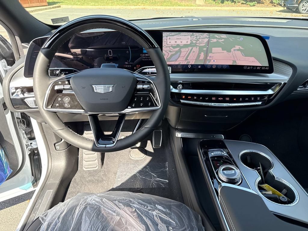 2027 Cadillac LYRIQ Luxury - Photo 10