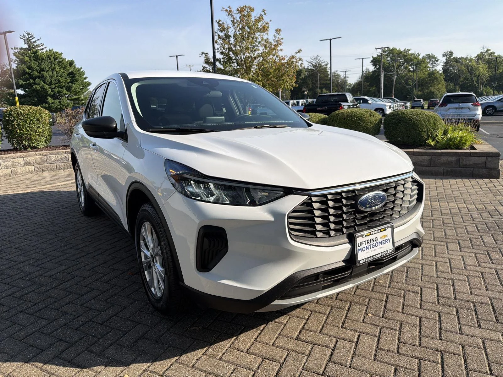 Used 2023 Oxford White Ford Active image 7