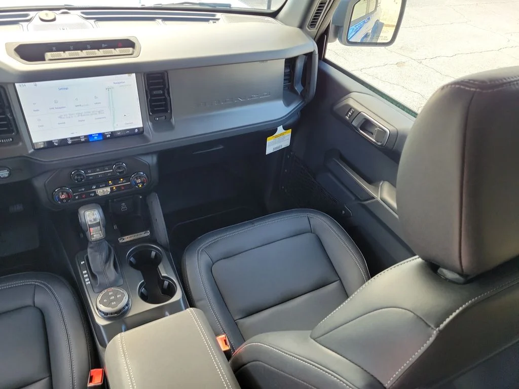 New 2026 Velocity Blue Metallic Ford Badlands® image 12