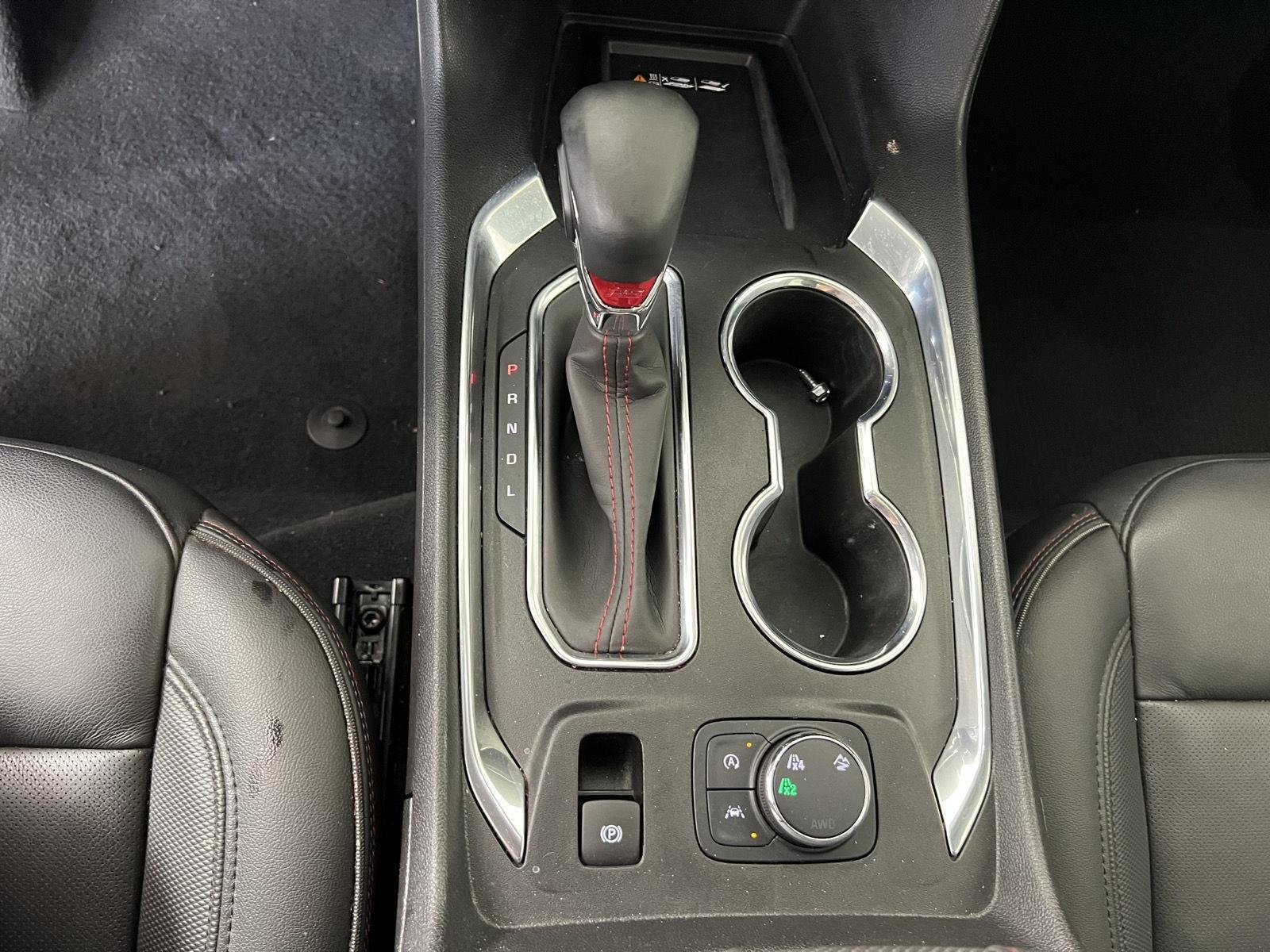 Used 2023 Mosaic Black Metallic Chevrolet RS image 34