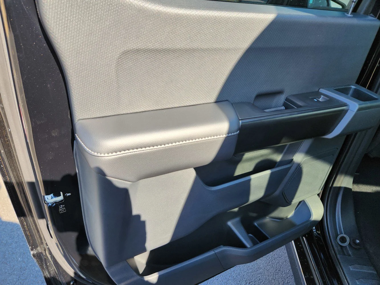 New 2026 Agate Black Metallic Ford STX image 22