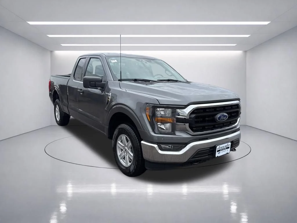 Used 2023 Carbonized Gray Metallic Ford XLT image 9