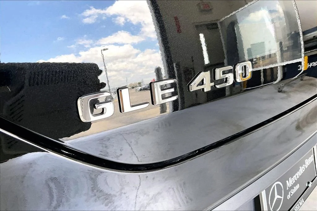 New 2026 Obsidian Black Metallic Mercedes-Benz GLE 450 image 28