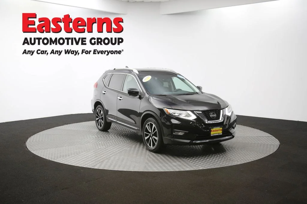 Used 2020 Black Nissan SL image 56