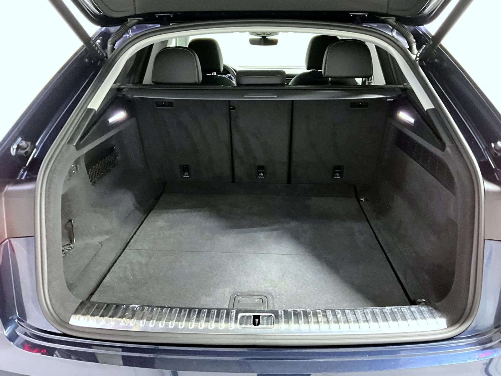 Used 2023 Blue Audi 55 Prestige image 9