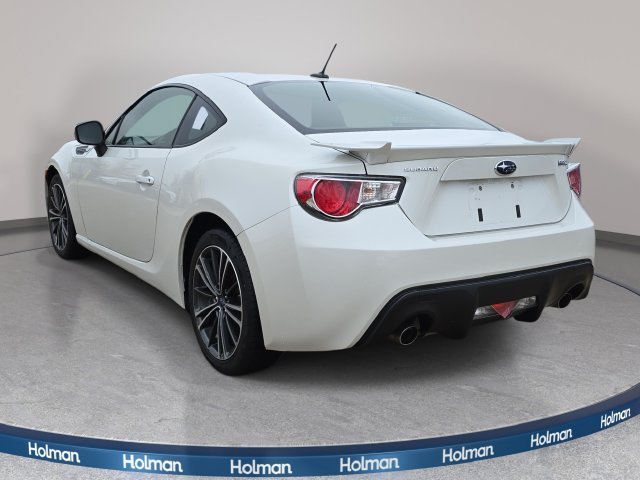 Used 2013 White Subaru Limited image 8