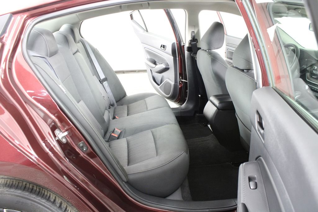 Used 2025 Red Nissan 2.5 SV image 12