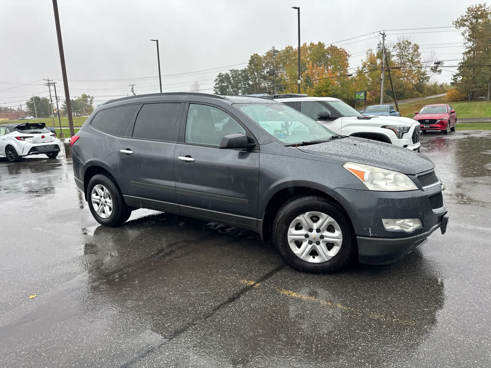 Used 2011 Cyber Gray Metallic Chevrolet LS image 4